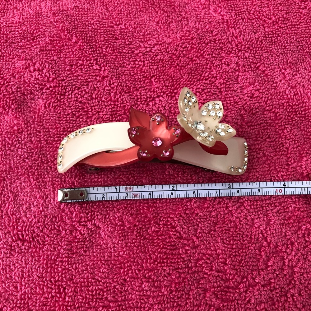 Hair clips - Picture 2 of 5